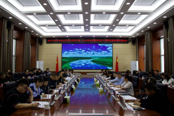 政法1.jpg