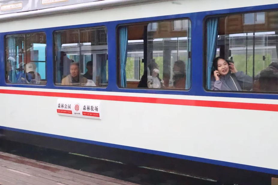 小火车4.jpg